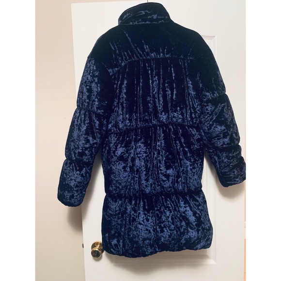 PrettyLittleThing Velvet Long Line Padded Coat - Picture 5 of 6